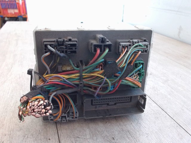 FORD FOCUS 98-04 Biztosítéktábla BCM BSI BSM SAM GEM modul  1. kép