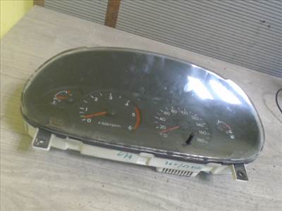 HYUNDAI H1 Kilóméteróra