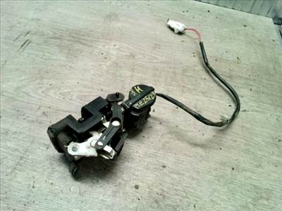 MAZDA PREMACY 99.01-05.10 Jobb hátsó ajtó zárszerkezet központi záras