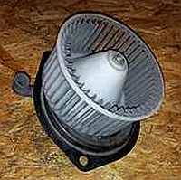 MITSUBISHI LANCER 88-92 FŰTŐMOTOR