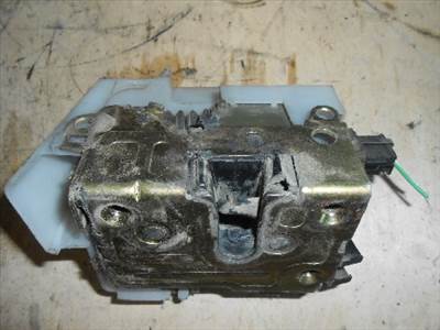 RENAULT MEGANE SCENIC 97-99 Bal első ajtó zárszerkezet központi záras