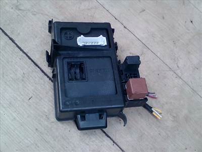 RENAULT THALIA 02.03-08.10 Biztosítéktábla BCM BSI BSM SAM GEM modul Utastér