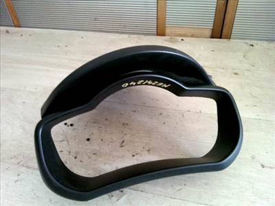 SUZUKI Celerio 2014.03.01- Kilométeróra keret