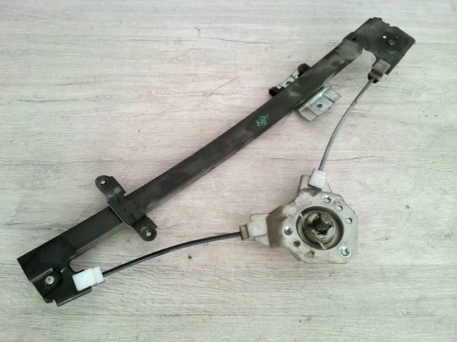 SUZUKI SWIFT 89-96 Jobb hátsó ablakemelő szerkezet mechanikus 1. kép