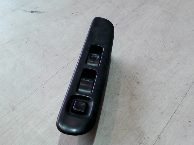 SUZUKI SWIFT 96-05 Bal első ablakemelő kapcsoló 1. kép