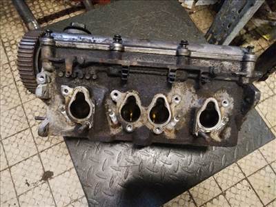 VOLKSWAGEN GOLF IV. Hengerfej. benzines