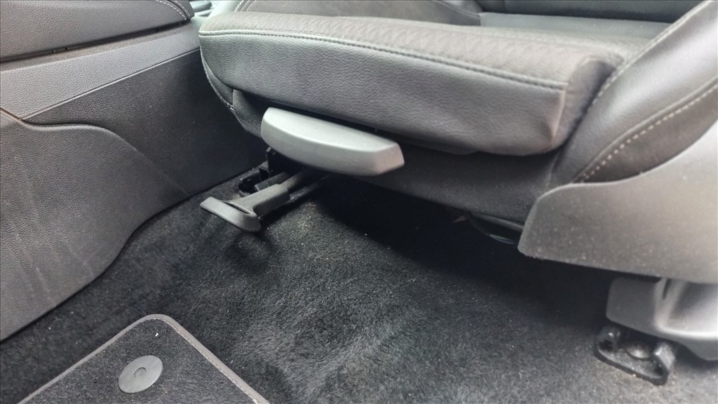 Opel Astra K Kombi Félbőr Ülés Garnitúra 3. kép