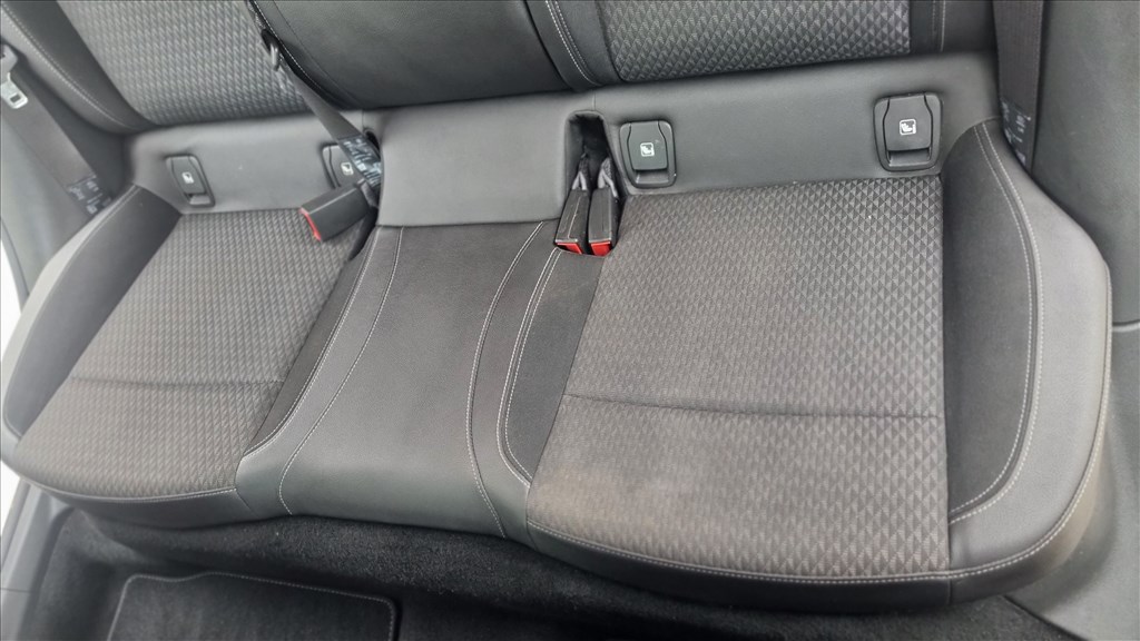 Opel Astra K Kombi Félbőr Ülés Garnitúra 12. kép