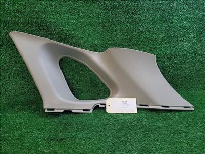 SUZUKI S-CROSS Jobb C Oszlop Burkolat 7625163T0 7625163t0r
