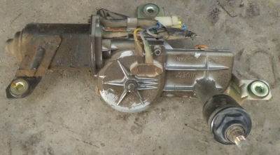 NISSAN SUNNY N13 86.09-91.02 Ablaktörlő motor hátsó