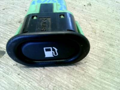 SAAB 9-5 01- Tankajtó nyitó kapcsoló