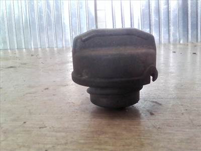 SEAT TOLEDO -99 Tanksapka