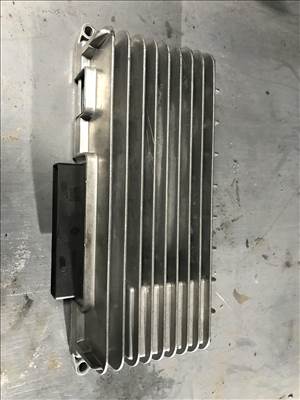 Audi A5 (B8 - 8T) erősítő  8t0035223q