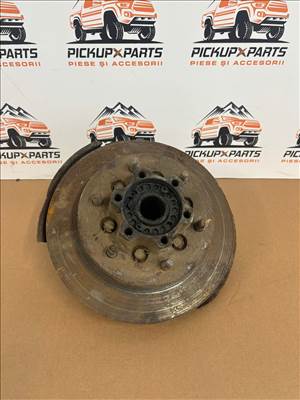 Bal/jobb kerékagy Mitsubishi L200