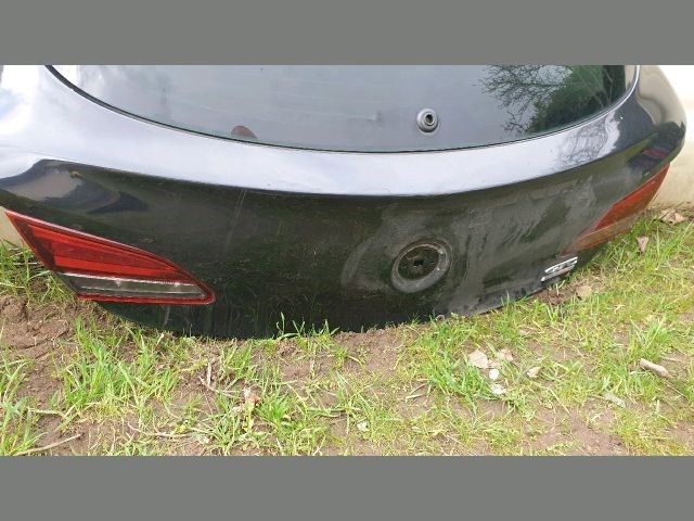 Opel Astra J GTC Csomagtérajtó  2. kép