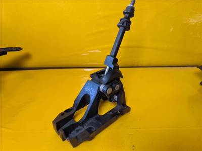 Toyota Yaris (XP130/XP150) sebességváltó kulissza 