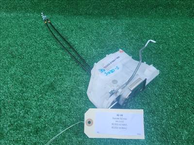 SUZUKI SX4 S-Cross II Bal első Központizár Motor 8220261MA1 8220261ma2