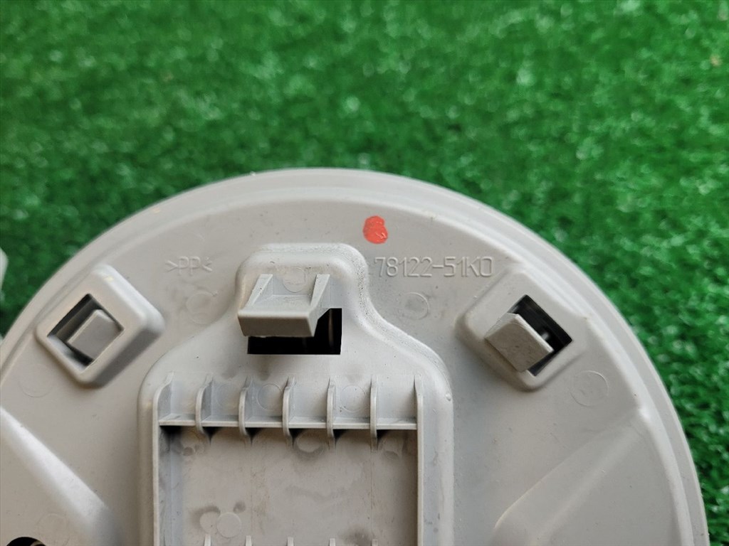 SUZUKI SX4 S-Cross II Hátsó középső Biztonsági Öv 8498561M00 8498561m00pk 5. kép