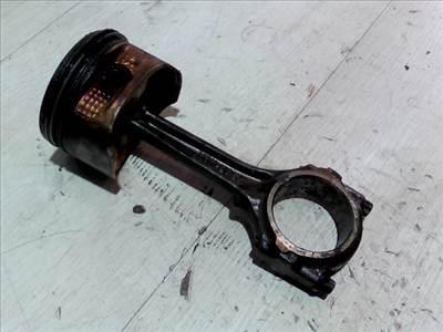 FORD FIESTA 02-05 Dugattyú és hajtókar