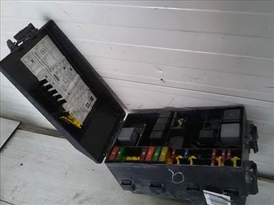 FORD FOCUS 98-04 Biztosítéktábla BCM BSI BSM SAM GEM modul 
