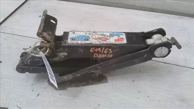 MAZDA DEMIO 98.08-00.05 Autóemelő 