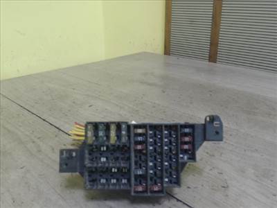 RENAULT CLIO 98-01 Biztosítéktábla BCM BSI BSM SAM GEM modul Utastér