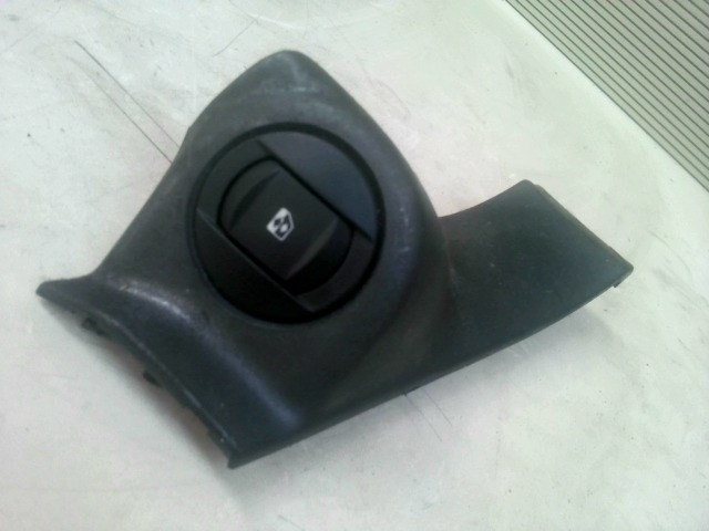 RENAULT VEL SATIS 02-09 Jobb első ablakemelő kapcsoló 1. kép