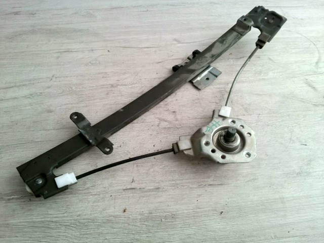 SUZUKI SWIFT 89-96 Jobb hátsó ablakemelő szerkezet mechanikus 1. kép