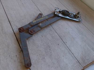 WARTBURG 1,3 Jobb első ablakemelő szerkezet mechanikus