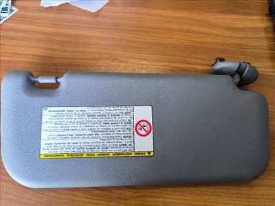 Toyota Auris (E180) Bal napellenző 