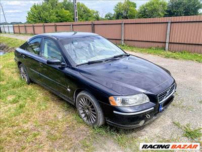 Volvo S60 facelift 2.4 D5 Summum automata (vaj bőr, xenon, hu850 stb) alkatrészei eladók