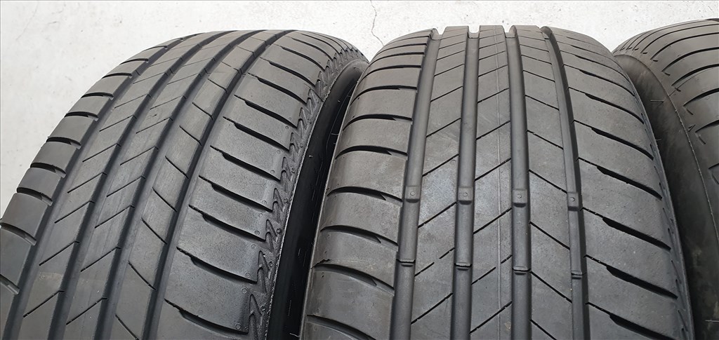 Bridgestone Turanza 215/60 R17 újszerű nyári gumi 4db    /G404. 5. kép