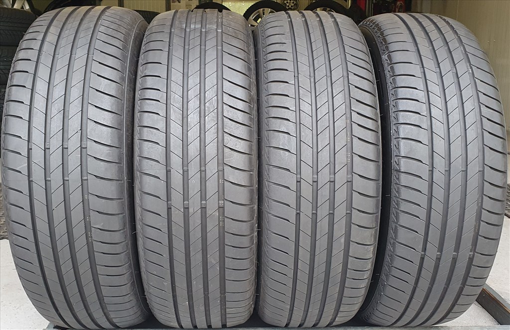 Bridgestone Turanza 215/60 R17 újszerű nyári gumi 4db    /G404. 9. kép