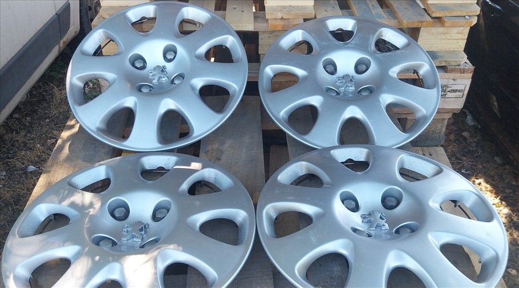 Peugeot 307 Dísztárcsa 15 2. kép