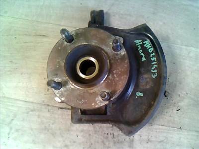NISSAN ALMERA 00-03 Csonkállvány kerékaggyal bal első