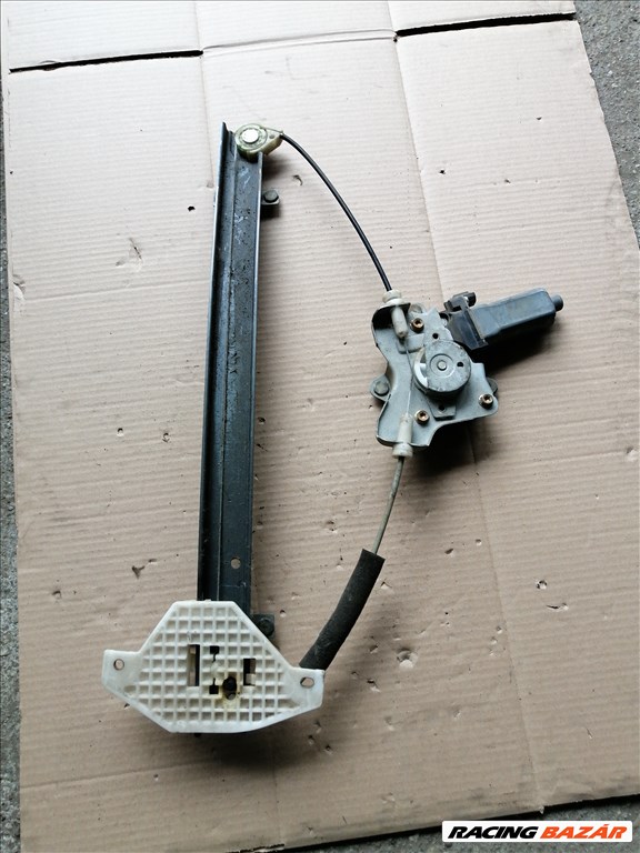 SsangYong Actyon Jobb első Ablakemelő Szerkezet  2. kép