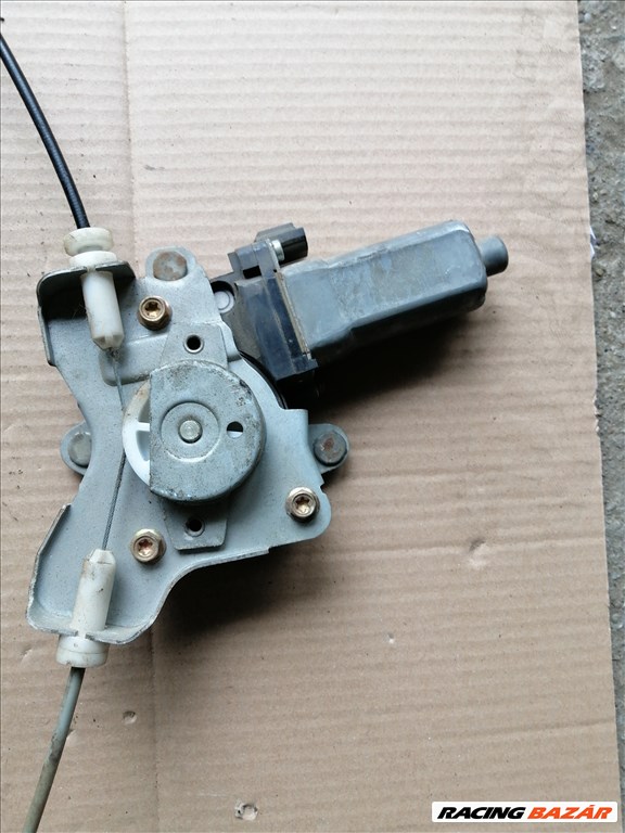 SsangYong Actyon Jobb első Ablakemelő Szerkezet  4. kép