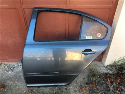 Skoda Octavia 2 bal hátsó ajtó 
