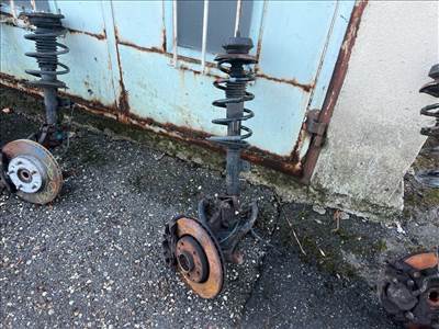 DACIA DUSTER  Bal Gólyaláb Csonkállvánnyal