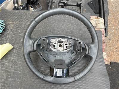 DACIA DUSTER  Kormány