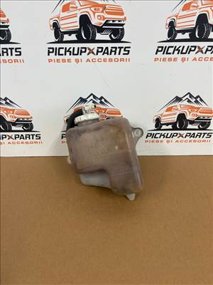 Tágulási tartály Mitsubishi L200