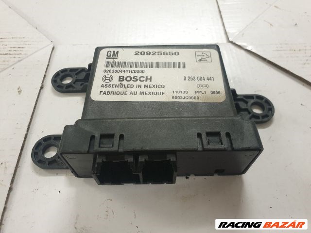 Opel Astra J Tolatóradar elektronika  20925650 1. kép