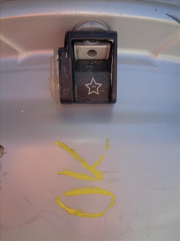 BMW 5-ös Gyári alufelni 17-es, szenzorral újszerű állapotban eladó. 9. kép