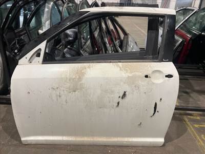 Suzuki Swift III SUZUKI SWIFT III Bal első Ajtó (Üres lemez)