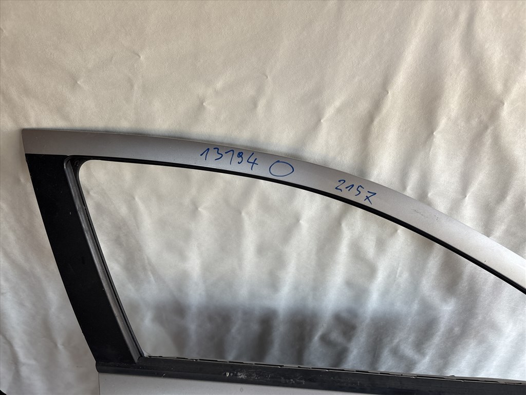 13194 Opel Astra H Jobb első Ajtó Ezüst Z157 2. kép