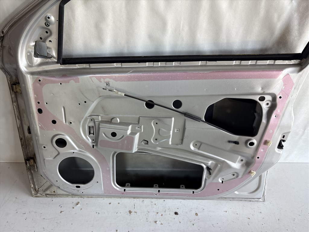 13194 Opel Astra H Jobb első Ajtó Ezüst Z157 7. kép