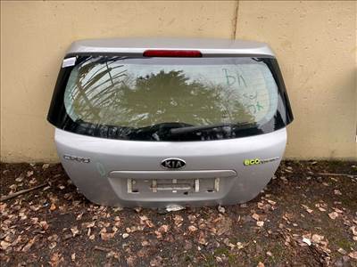 KIA CEED Ferdehátú ED Csomagtérajtó (Részeivel)