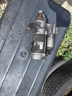 Audi A6 (C7 - 4G) 2.0 TDI Öninditó