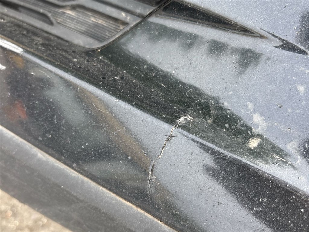 KIA CEED Ferdehátú ED Első Lökhárító (Részeivel) 4. kép