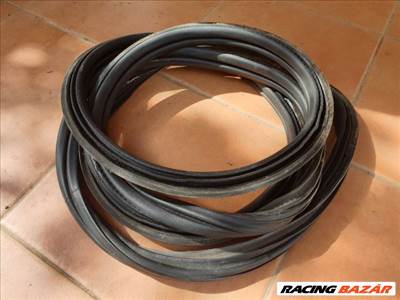 Opel Astra K Sports Tourer Csomagtérajtó kédergumi  13405325